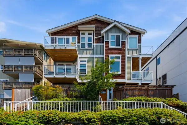 2540 14th Avenue W, Seattle, WA 98119
