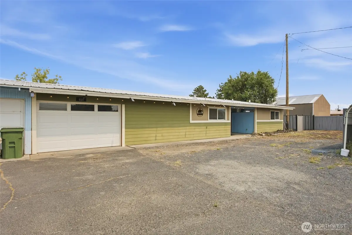 410 Loring Drive, Moses Lake, WA 98837 - #1