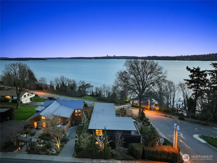 919 6th Street W, Kirkland, WA 98033 - #2