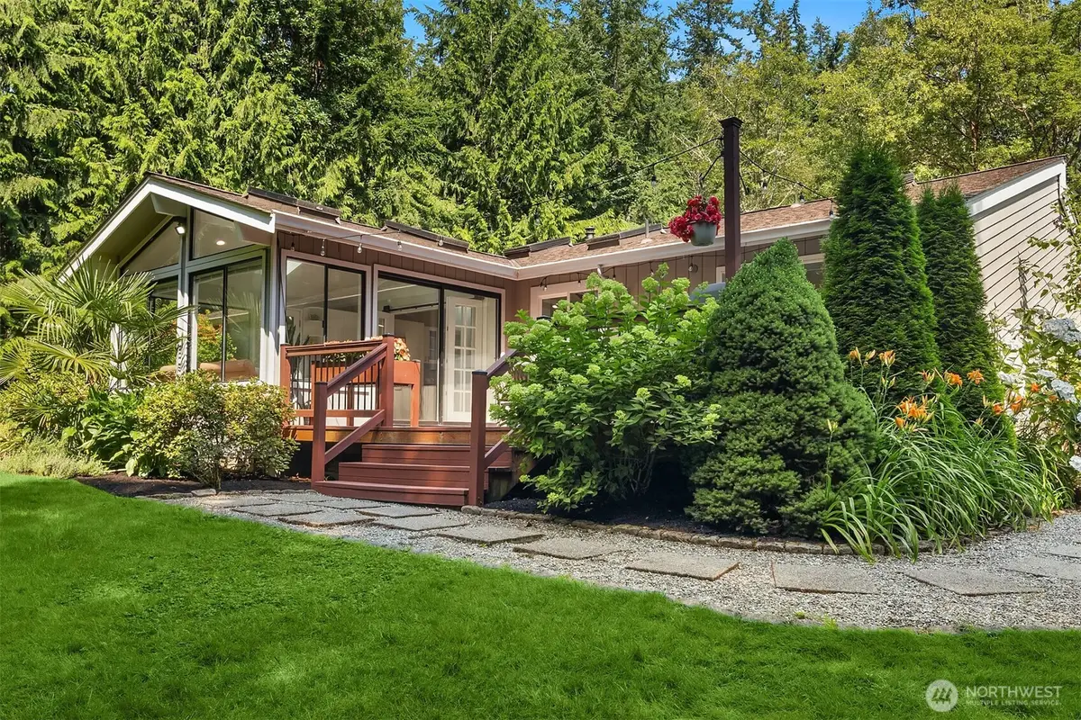 11471 Kallgren Road Ne, Bainbridge Island, WA 98110 - #1