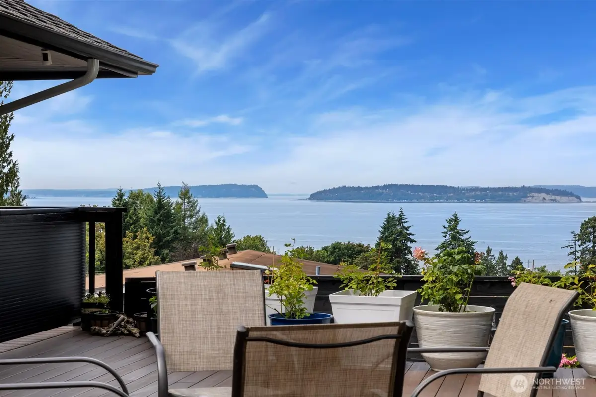 612 Park Avenue, Mukilteo, WA 98275 - #1