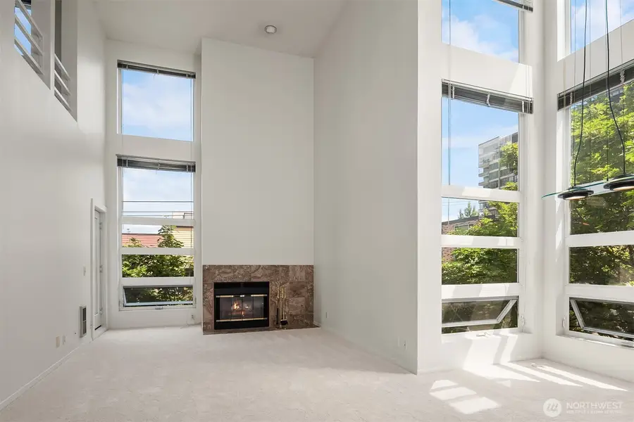 535 Summit Avenue E #403, Seattle, WA 98102 - #3