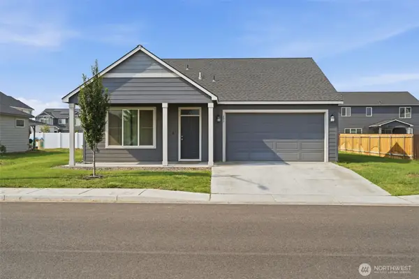 403 Emerald Avenue, Grandview, WA 98930