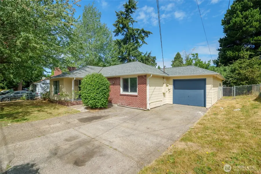 2114 S 128th Street, Seatac, WA 98168 - #3
