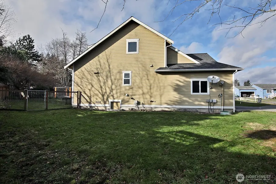 4876 Breezefair Road, Freeland, WA 98249 - #3