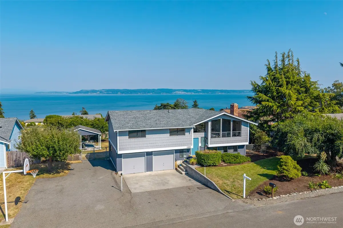 1264 Eagle Crest Drive, Oak Harbor, WA 98277 - #1