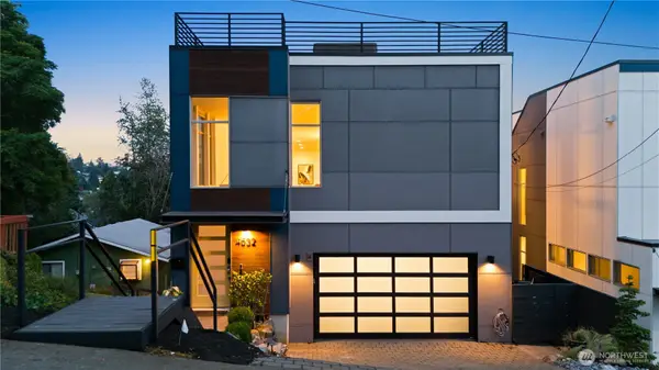 4532 51st Place Sw, Seattle, WA 98116