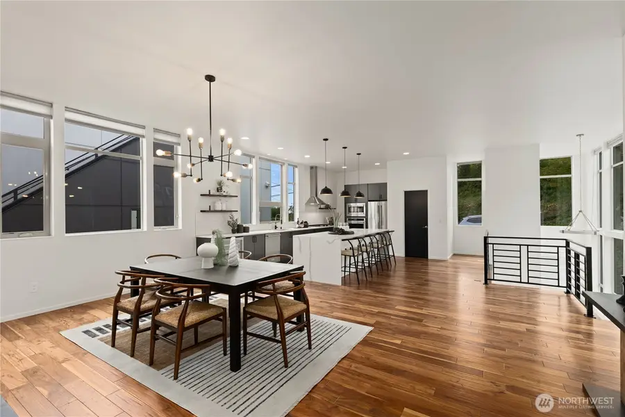 4532 51st Place Sw, Seattle, WA 98116 - #3