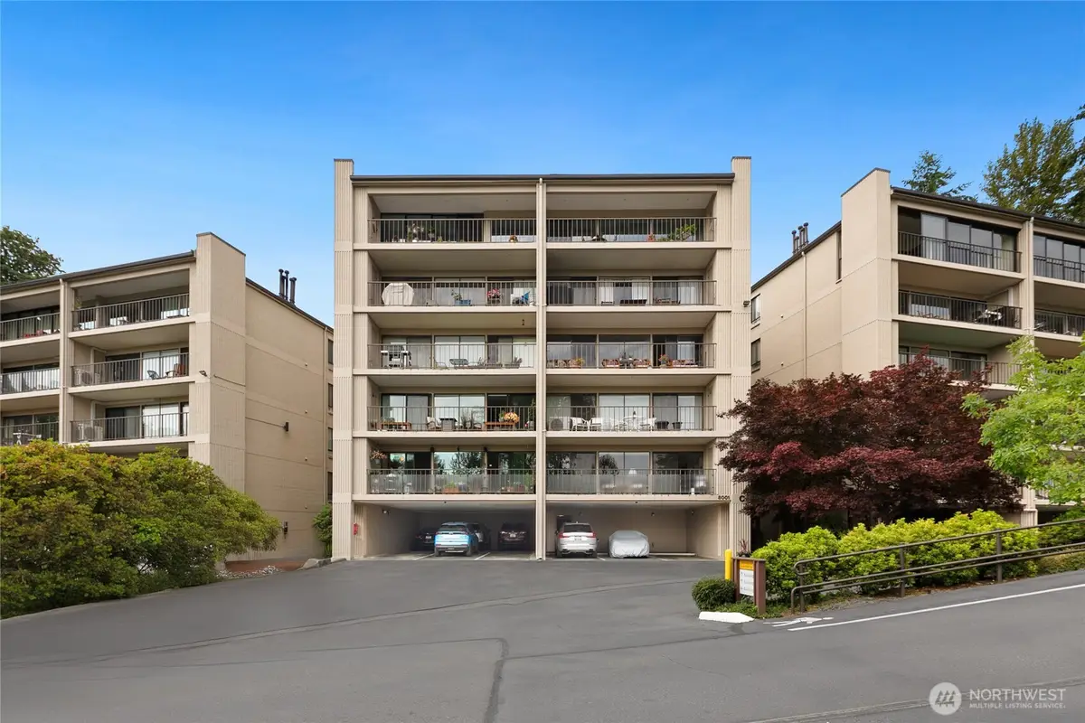 8001 Sand Point Ne #C36, Seattle, WA 98115 - #1