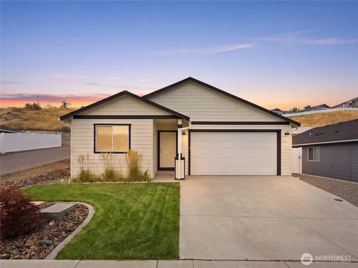 2307 SE Sage Brooke Road, East Wenatchee, WA 98802 - #1