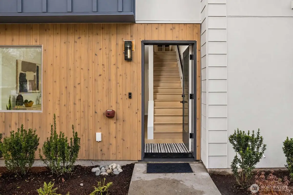 5716 14th Avenue Nw, Seattle, WA 98107 - #1