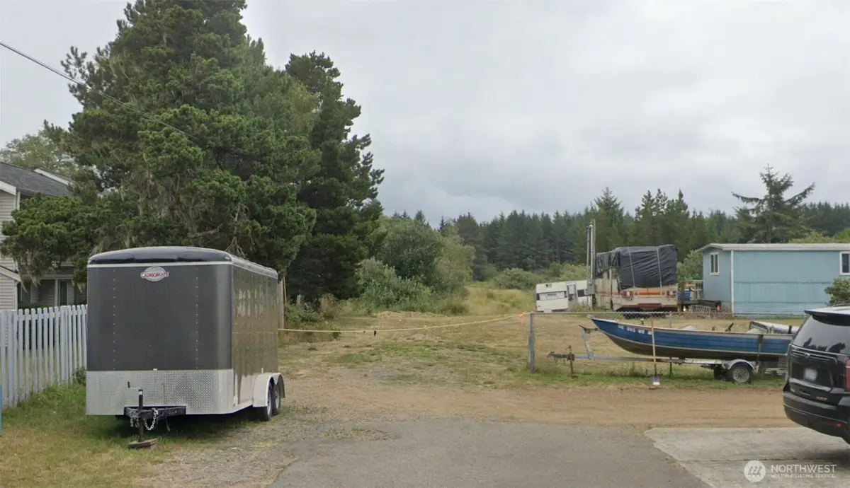 320 12th N, Long Beach, WA 98631 - #1