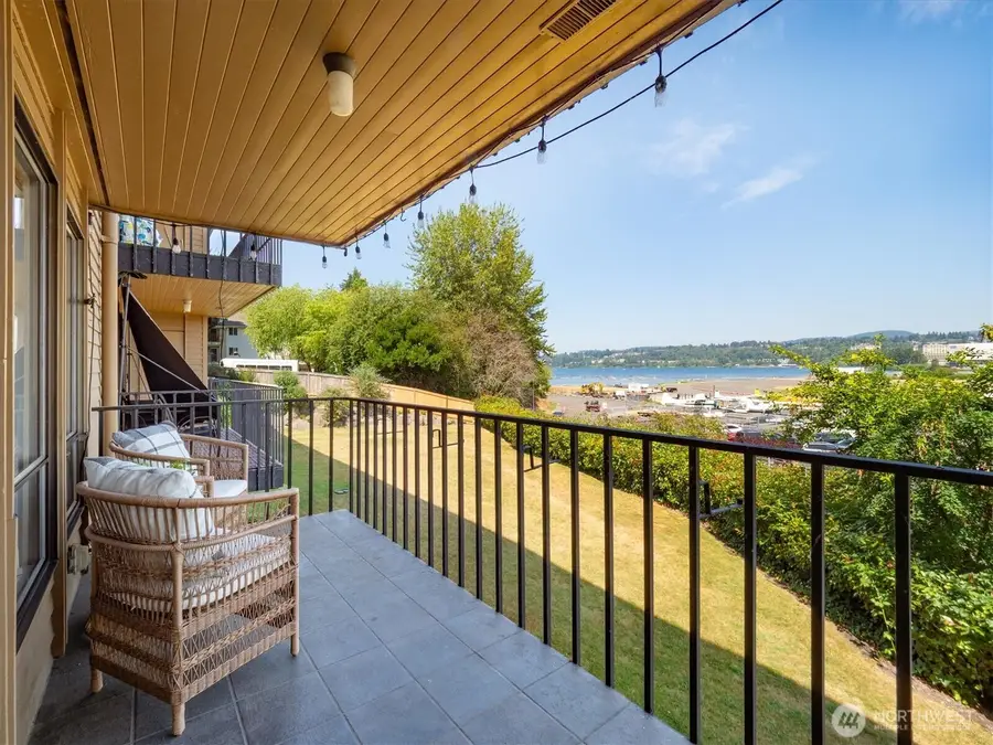 11600 Rainier Avenue S #202, Seattle, WA 98178 - #3