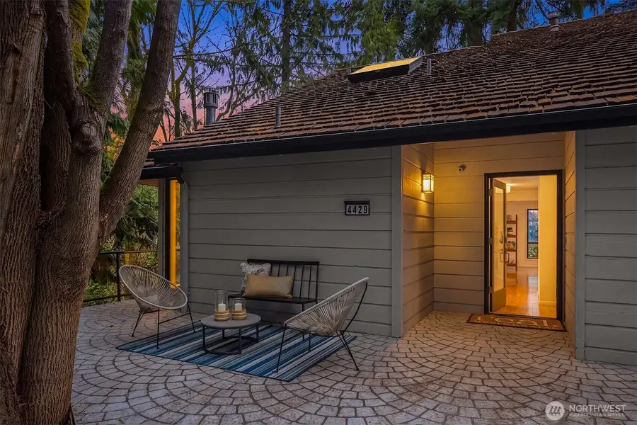 4429 E Mercer Way, Mercer Island, WA 98040 - #2