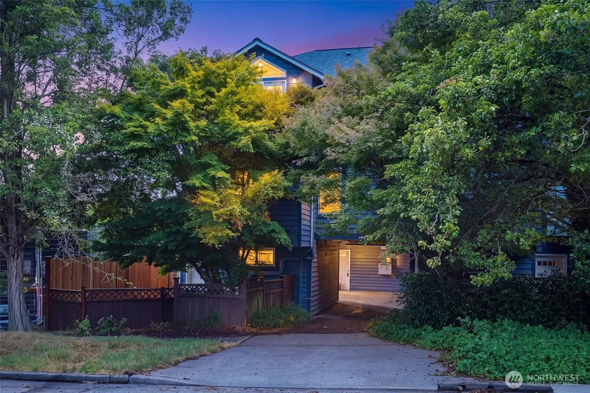 3619 Dayton Avenue N, Seattle, WA 98103 - #1