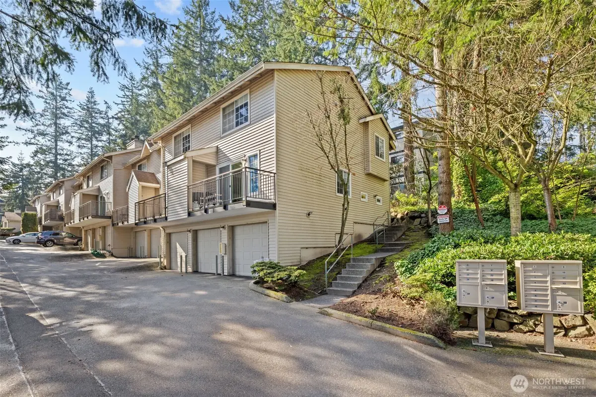 8512 242nd Street Sw #3, Edmonds, WA 98026 - #1