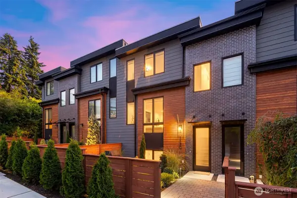 117 6th Street #C, Kirkland, WA 98033