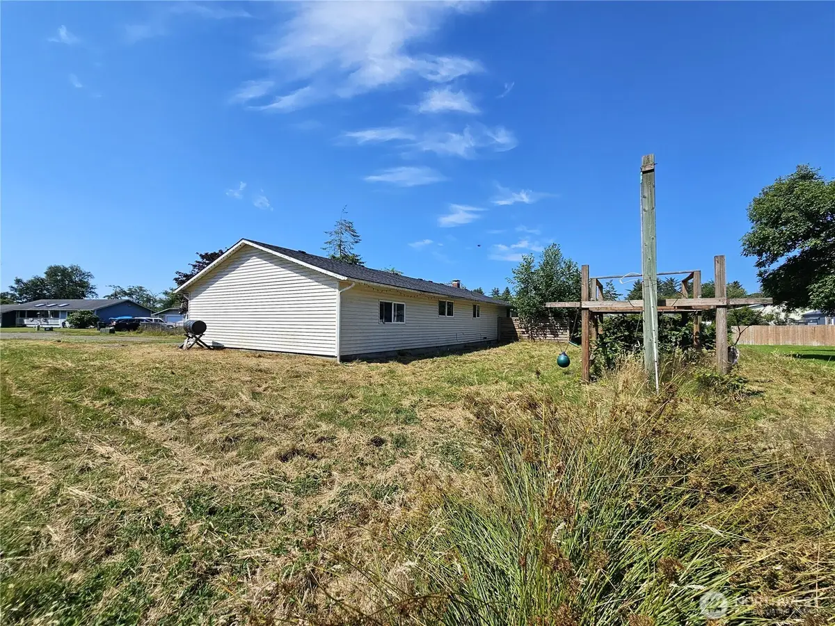 7207 Captain Robert Gray Drive, Ilwaco, WA 98624 - #1