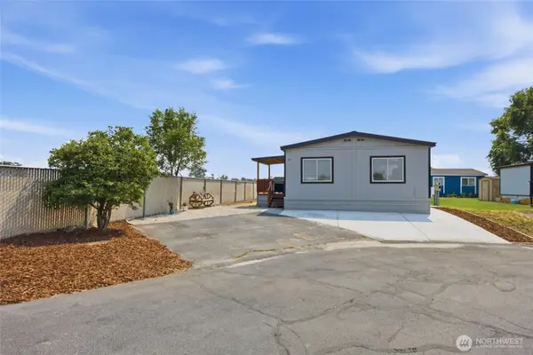 4000 Longview Street Ne #82, Moses Lake, WA 98837