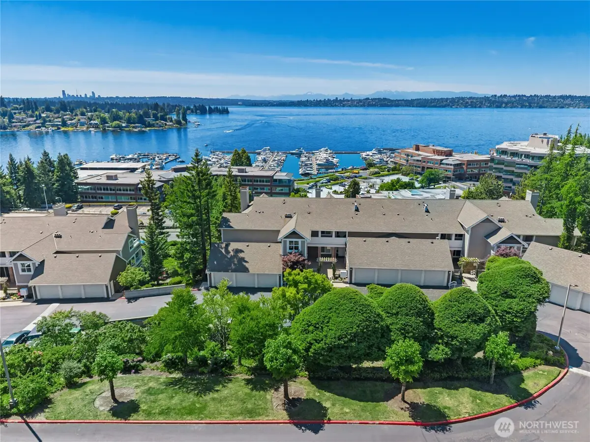 5404 Lake Washington Boulevard Ne #B, Kirkland, WA 98033 - #1