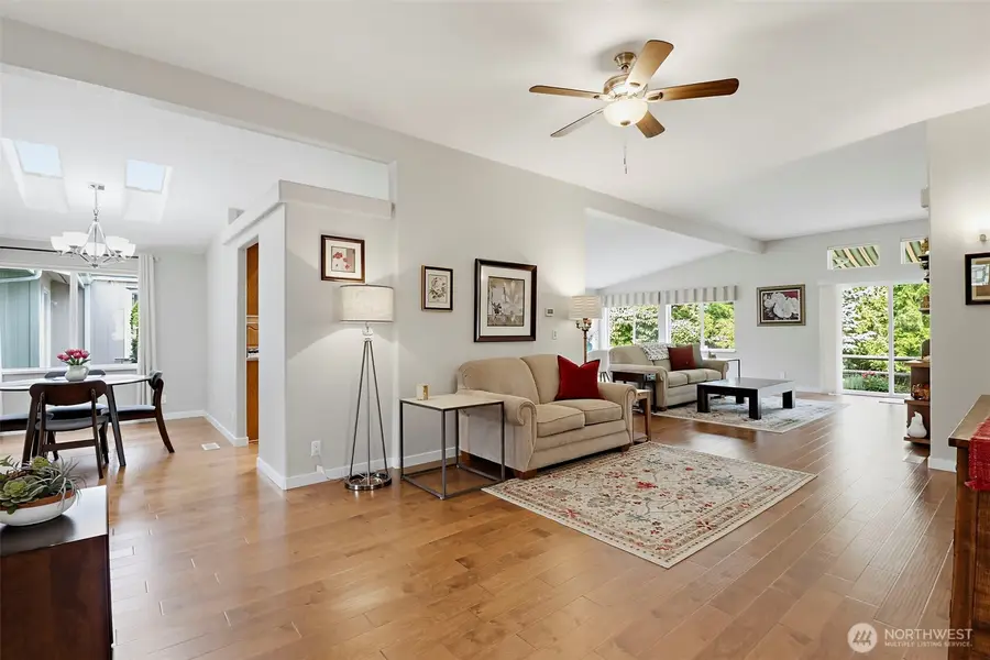 27505 218th Place Se #5, Maple Valley, WA 98038 - #3