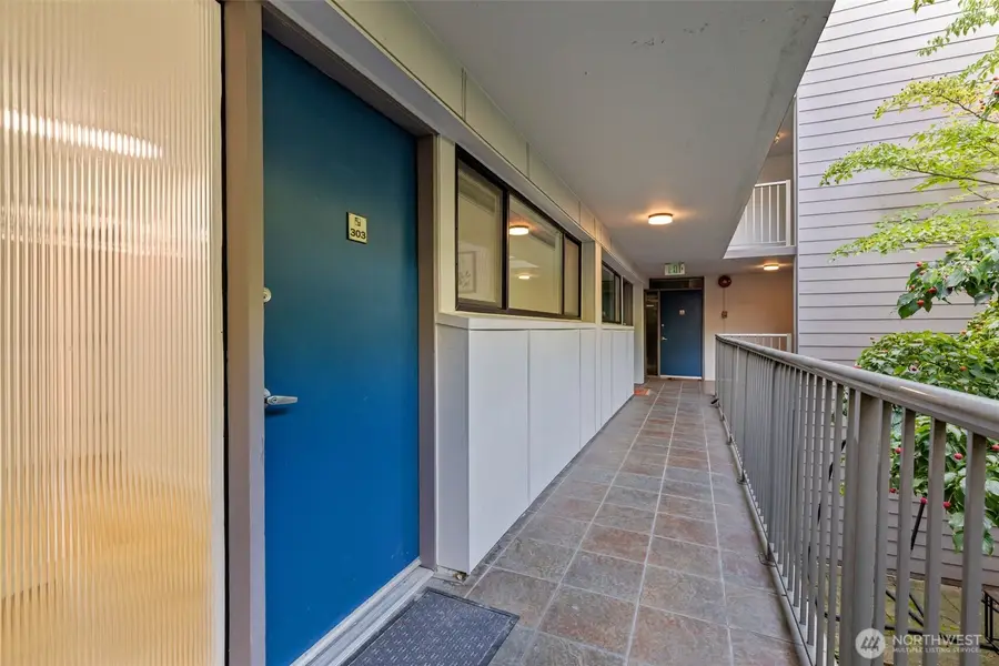 1601 Taylor Avenue N #303, Seattle, WA 98109 - #2