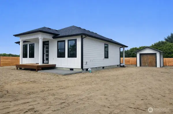 446 Salina Cruz Avenue Sw, Ocean Shores, WA 98569