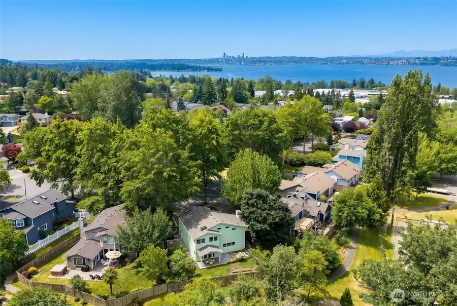 910 6th Place S, Kirkland, WA 98033 - #3