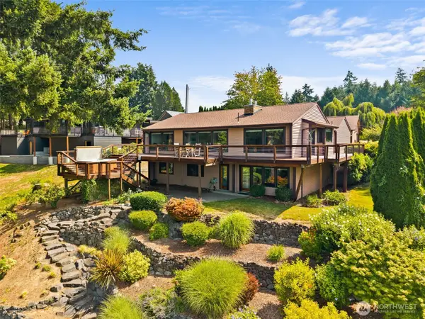 2126 Log Cabin Road Se, Olympia, WA 98501