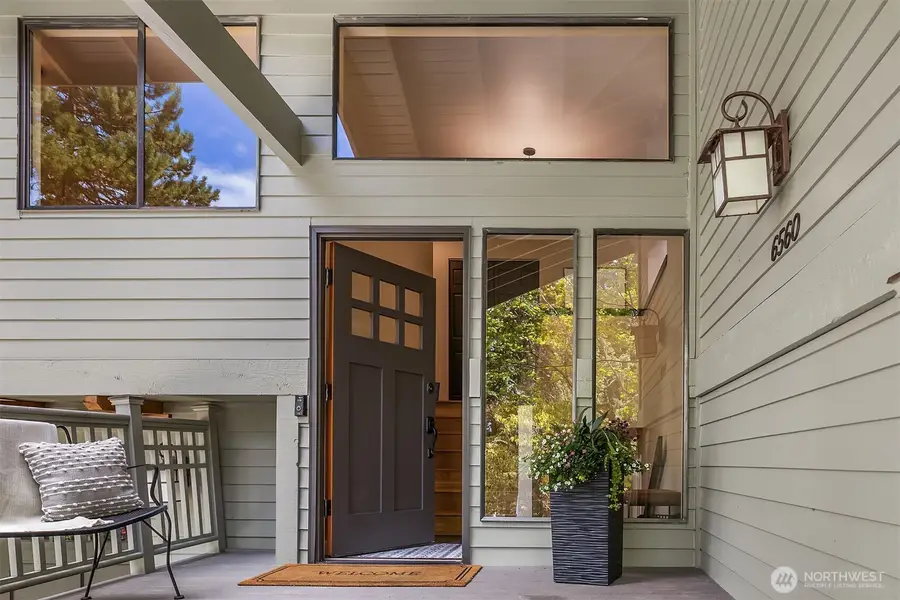 6560 81st Avenue Se, Mercer Island, WA 98040 - #2