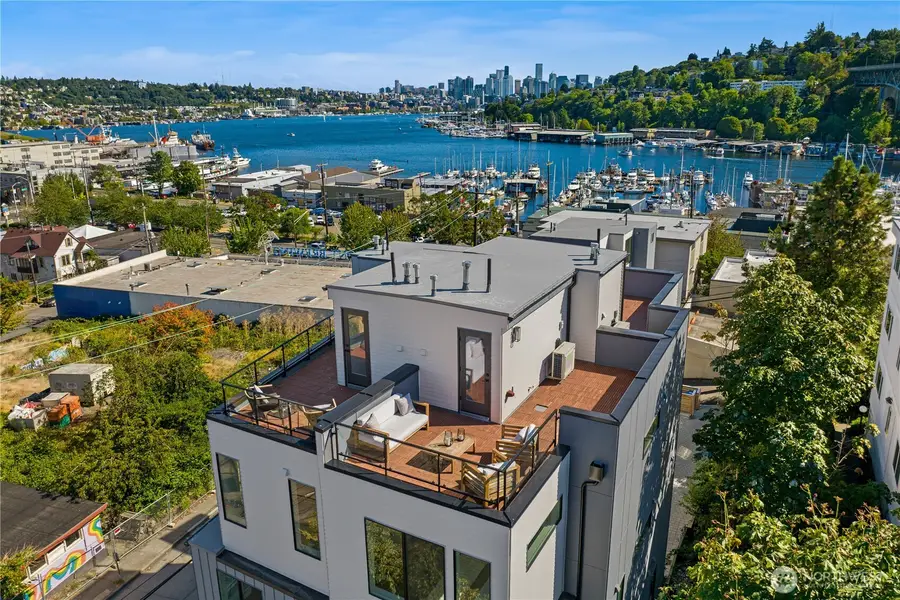 957 N 35th Street, Seattle, WA 98103 - #2