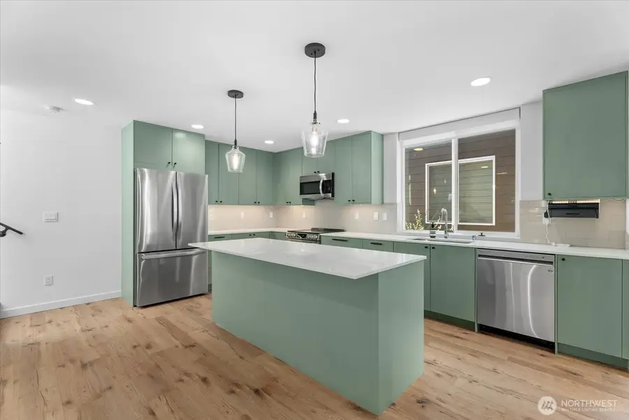 11824 31st Place Ne, Seattle, WA 98125 - #3