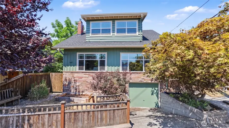 1326 N 40th Street, Seattle, WA 98103 - #2