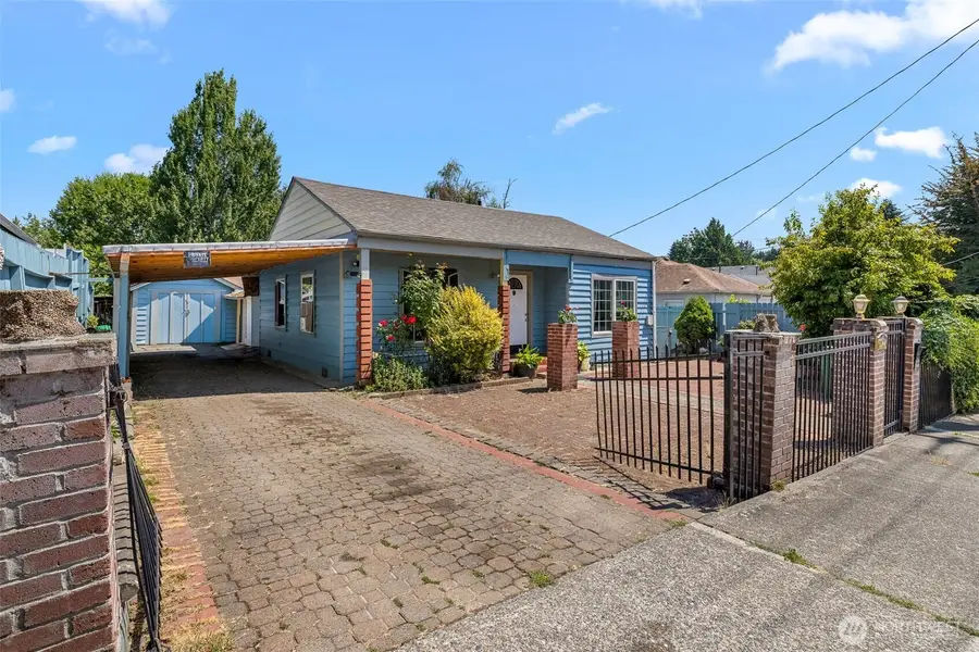 9344 52nd Avenue S, Seattle, WA 98118 - #3