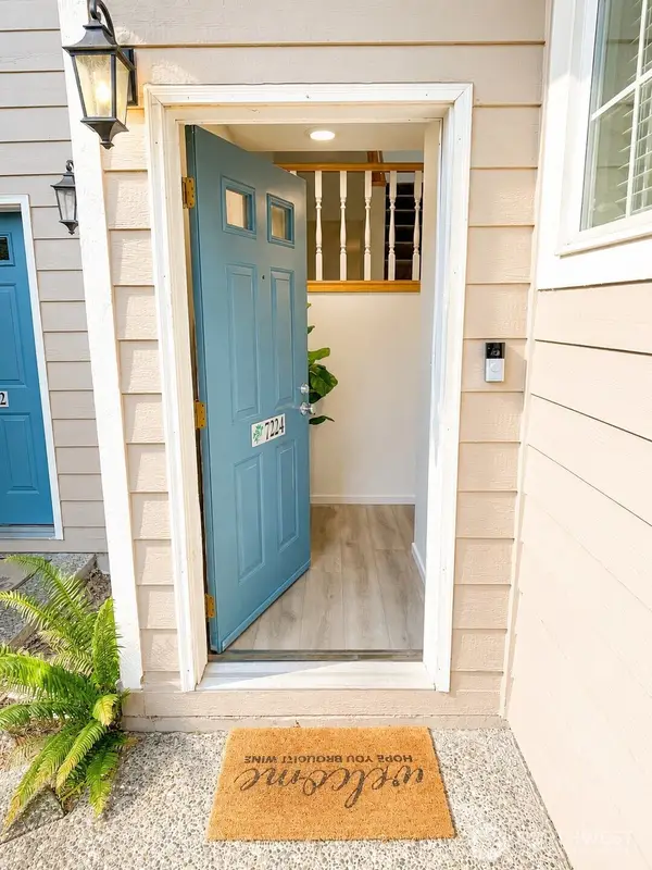 7224 NE 171st Lane, Kenmore, WA 98028