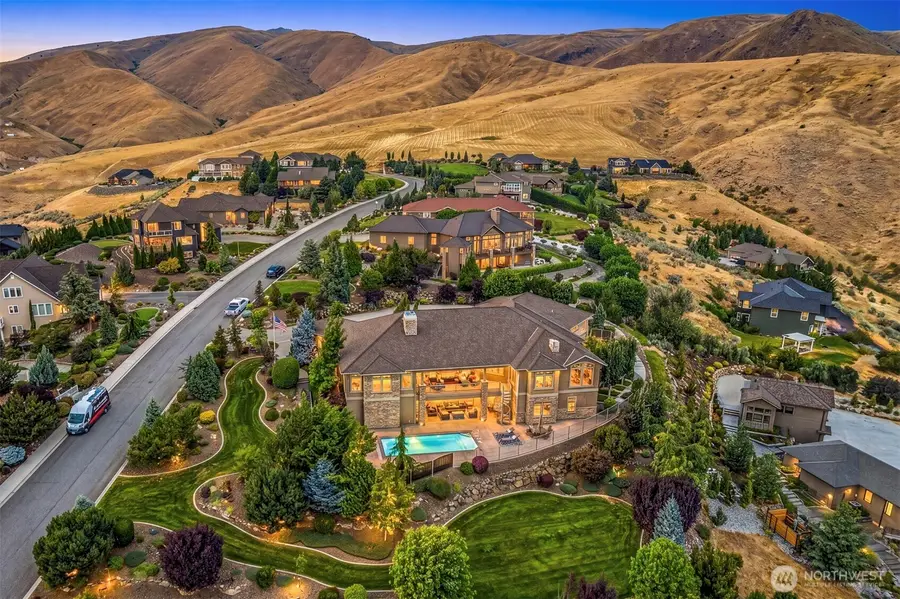 110 E Mountain Brooke Lane, Wenatchee, WA 98801 - #2
