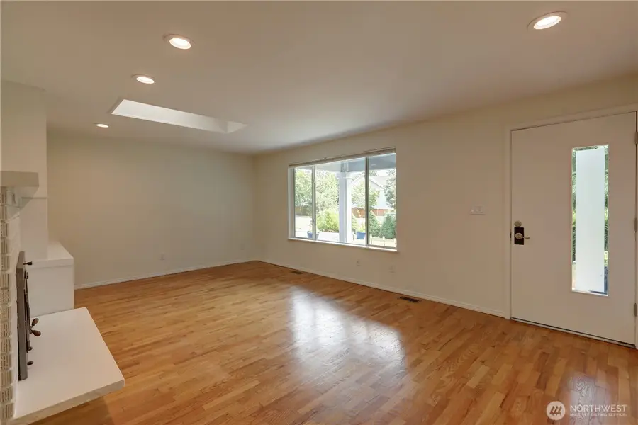2327 148th Avenue Se, Sammamish, WA 98075 - #3