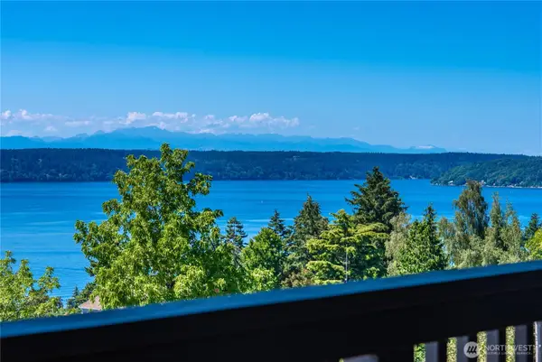 5027 Varco Road Ne, Tacoma, WA 98422