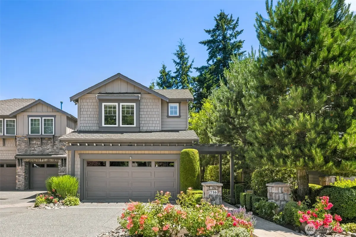 716 99th Avenue Ne, Bellevue, WA 98004 - #1