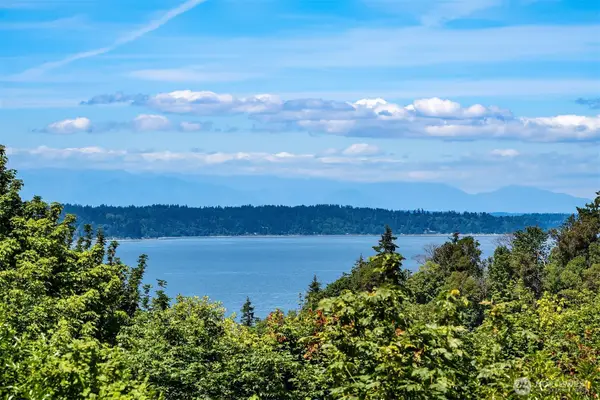 604 SW 206th Street, Normandy Park, WA 98166