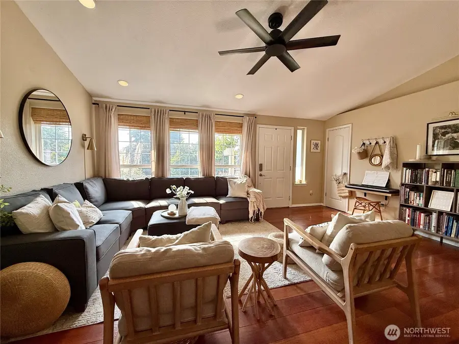 104 S Green Street, Centralia, WA 98531 - #3
