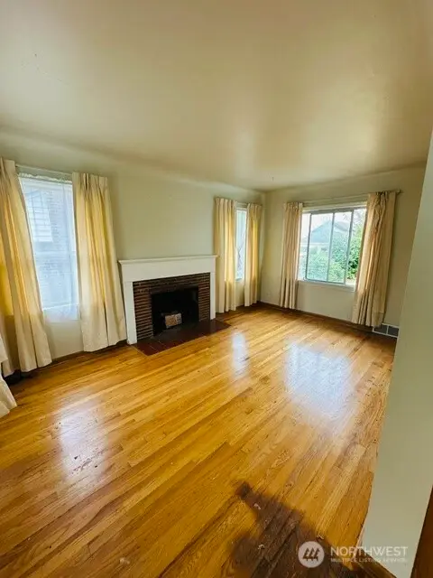 4137 54th Avenue Sw, Seattle, WA 98116 - #2