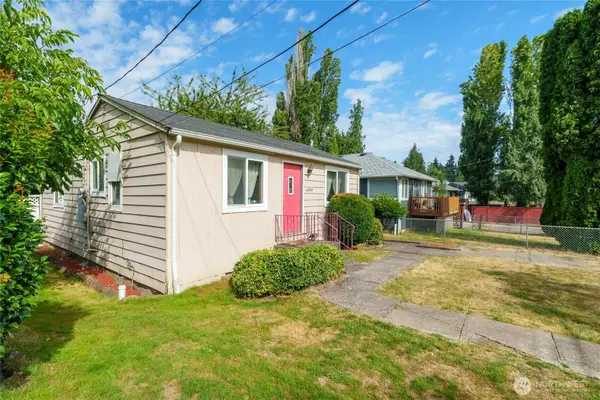 13231 4th Avenue S, Burien, WA 98168