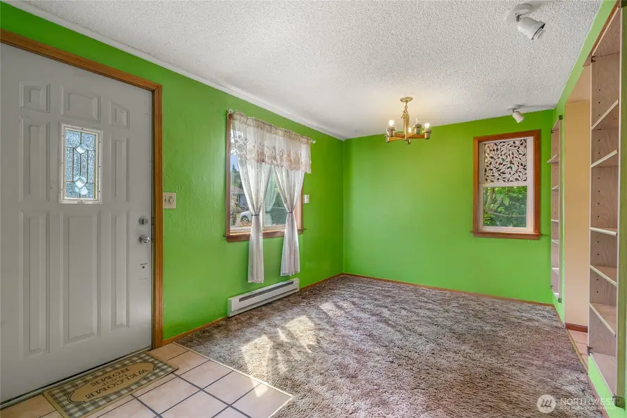 13231 4th Avenue S, Burien, WA 98168 - #3