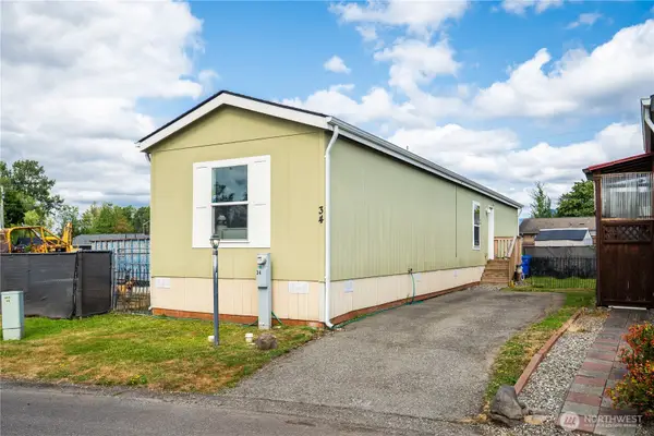300 Park Avenue #34, Buckley, WA 98321