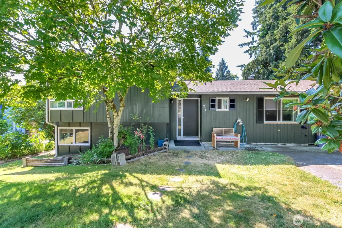 2633 Lake Youngs Court Se, Renton, WA 98058 - #1