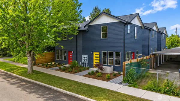 4414 S Frontenac Street #A, Seattle, WA 98118