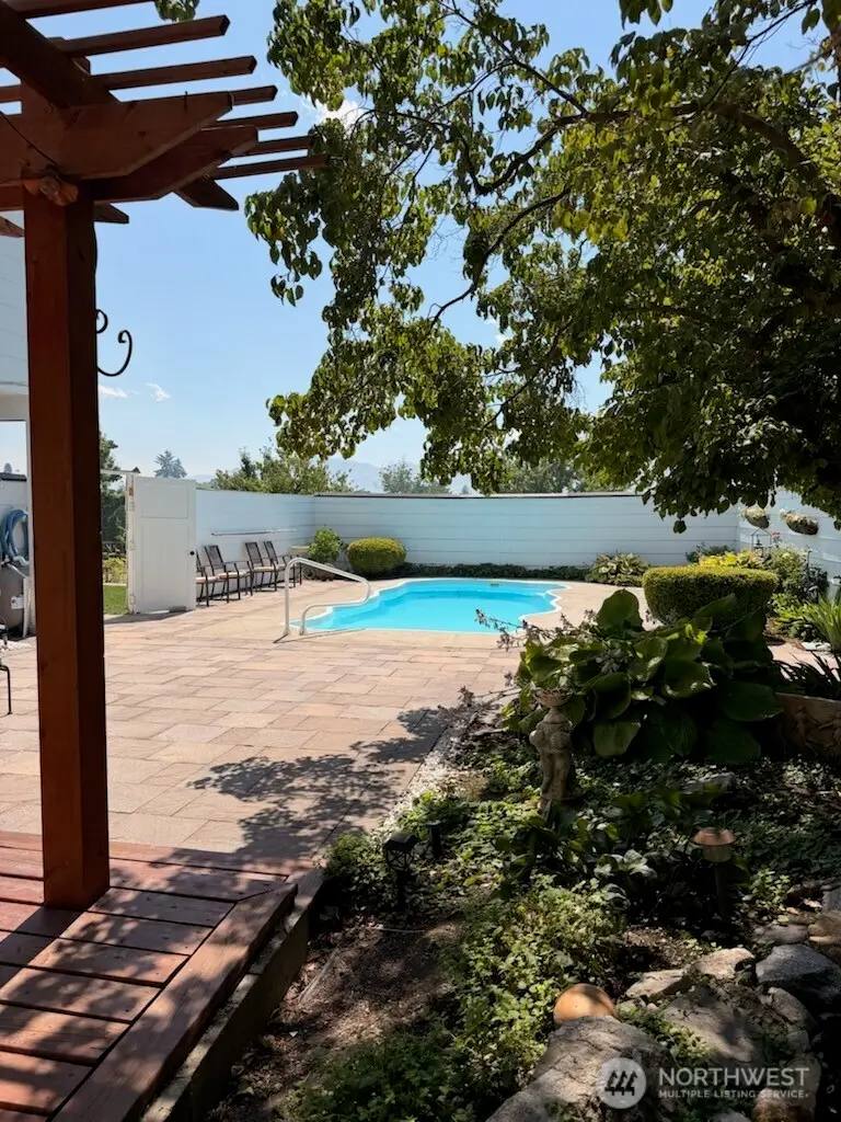 175 Green Avenue, Manson, WA 98831 - #2