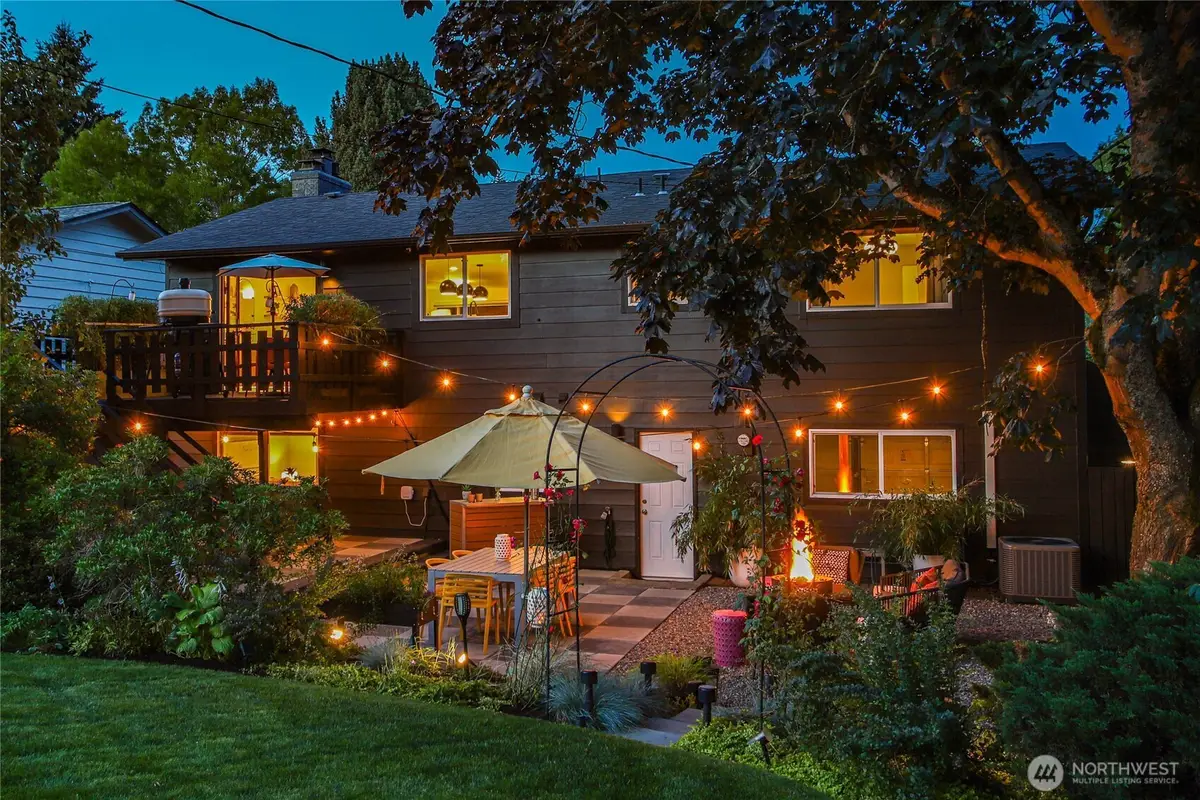 8837 34th Avenue Sw, Seattle, WA 98126 - #1