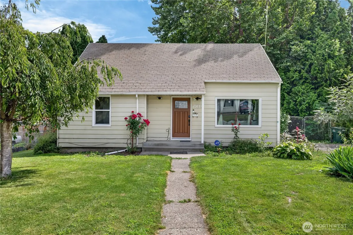 804 Crescent Drive, Grandview, WA 98930 - #1